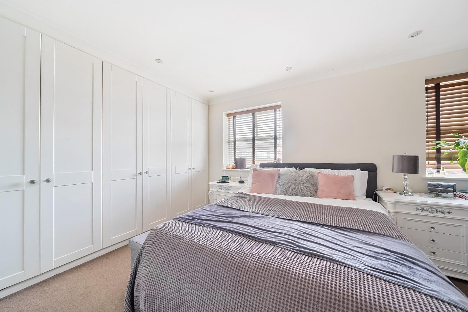 Longfield Avenue, London